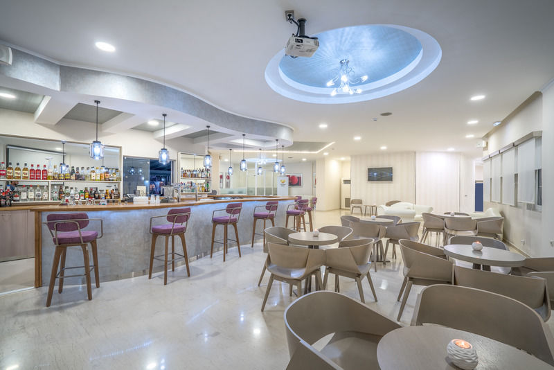 Golden Sun Resort - Adults Only Kalamákion 外观 照片