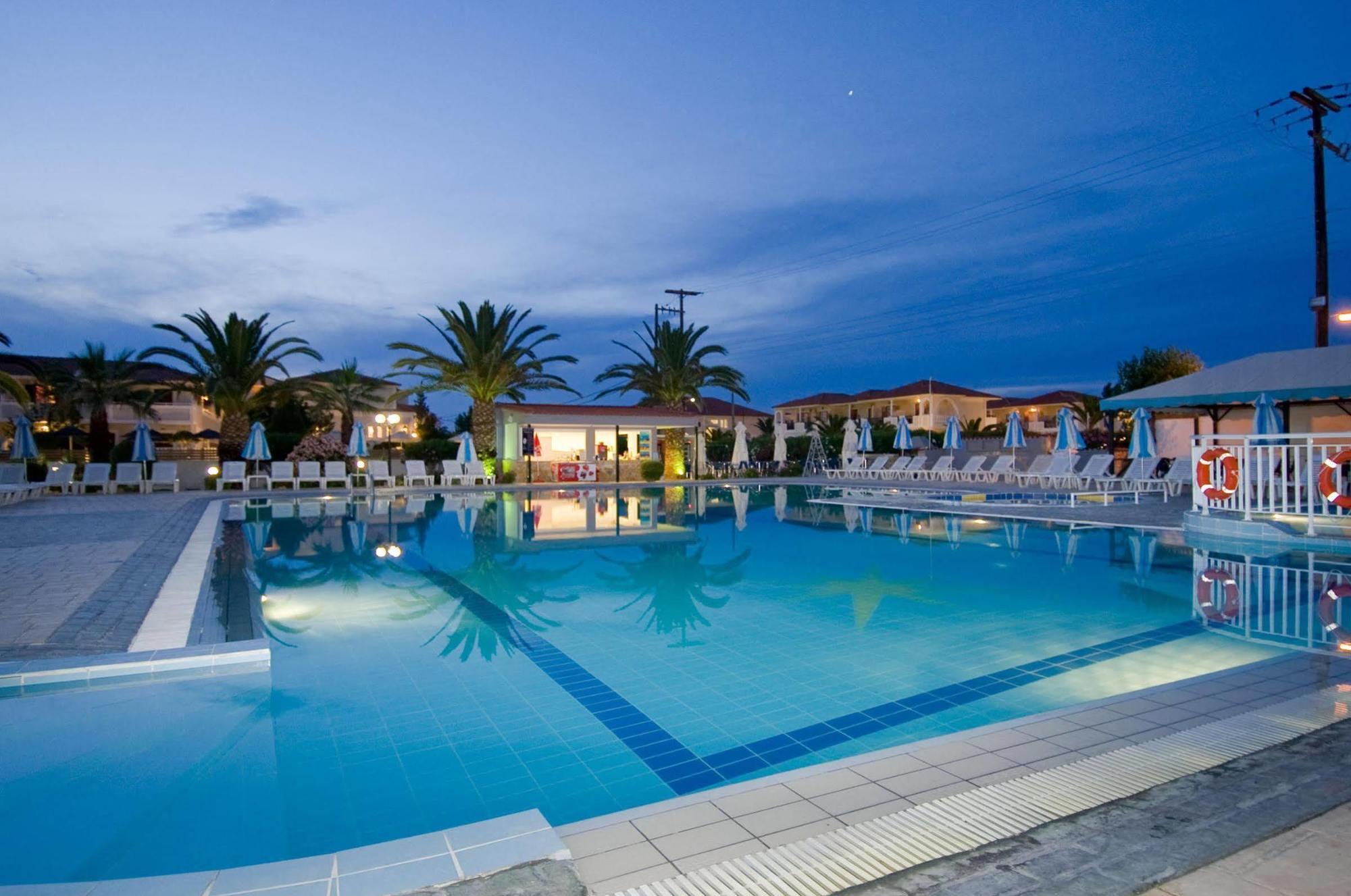 Golden Sun Resort - Adults Only Kalamákion 外观 照片